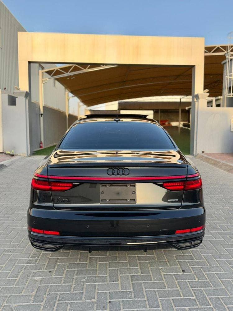 2021 Audi A8 L thumbnail 2