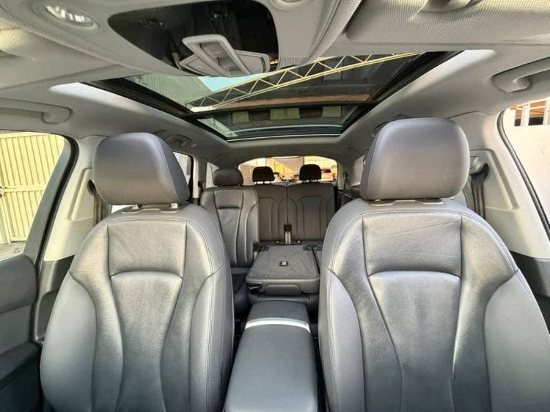 2021 Audi Q7 thumbnail 5