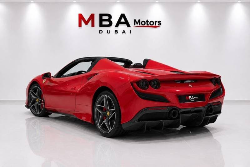 2023 Ferrari F8 Spider thumbnail 4