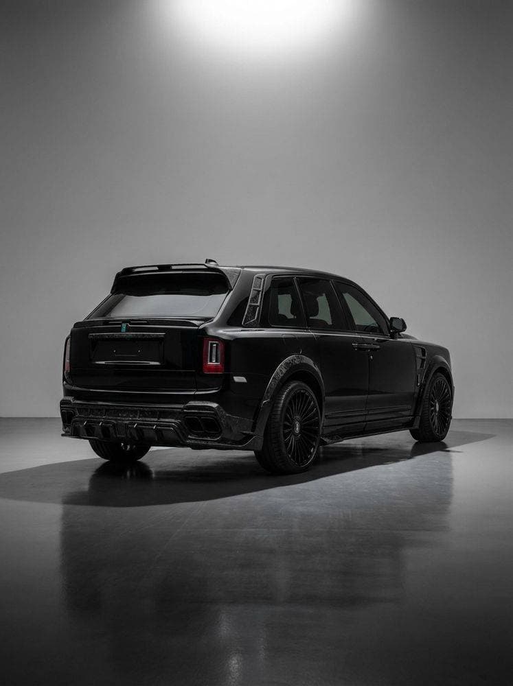 2022 Rolls Royce Cullinan thumbnail 2