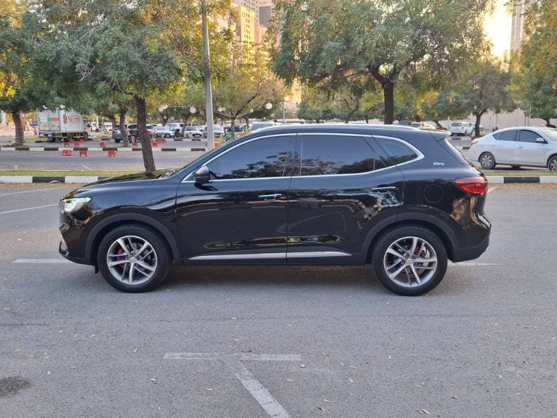 2022 MG GS