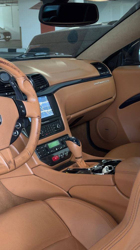 2015 Maserati GranTurismo thumbnail 3