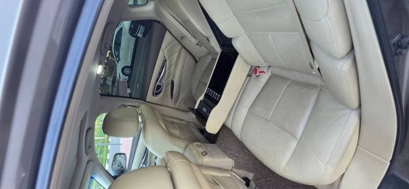 2011 Infiniti M-Series thumbnail 5