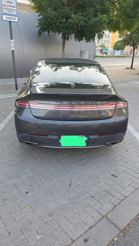 2020 Lincoln MKZ thumbnail 3