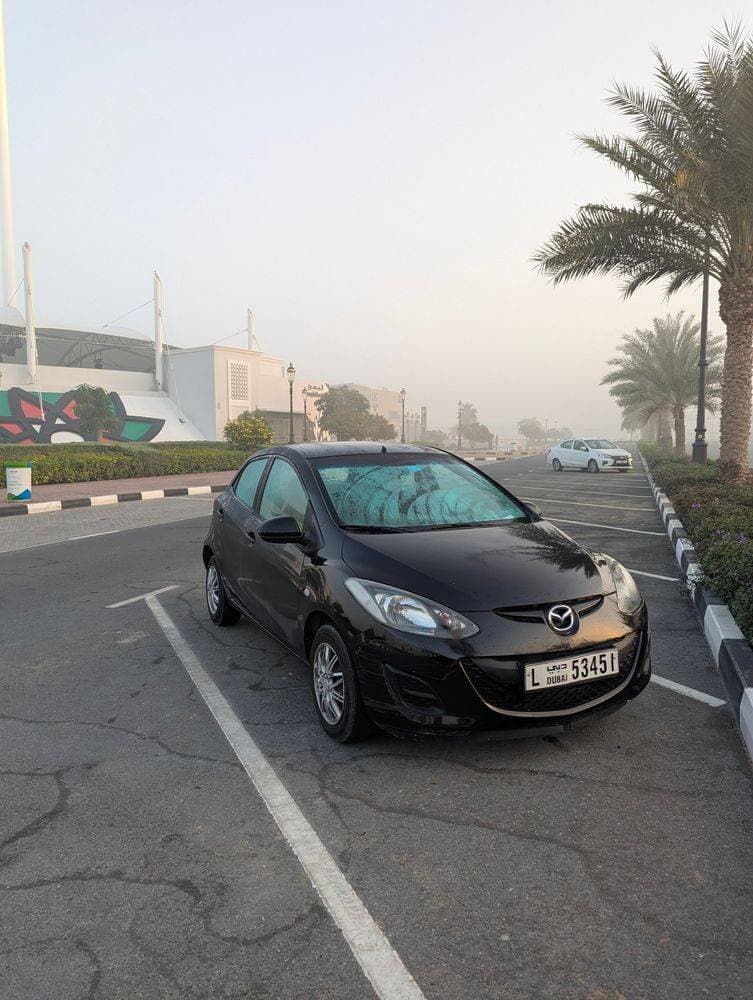 2014 Mazda 2 thumbnail 2