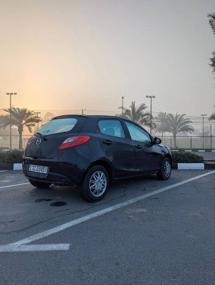 2014 Mazda 2 thumbnail 3