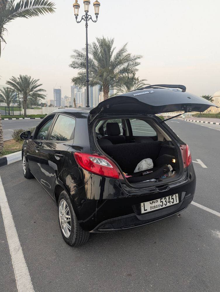 2014 Mazda 2 thumbnail 4