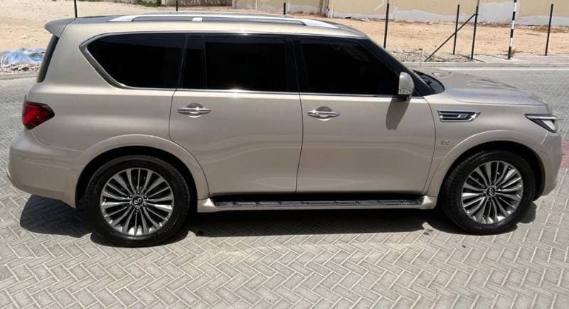 2018 Infiniti QX80 thumbnail 3