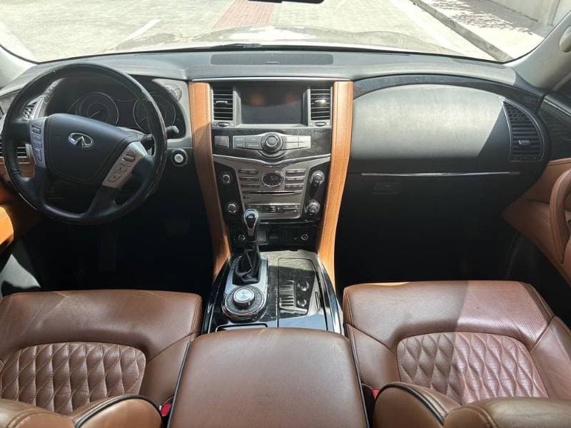 2018 Infiniti QX80 thumbnail 4