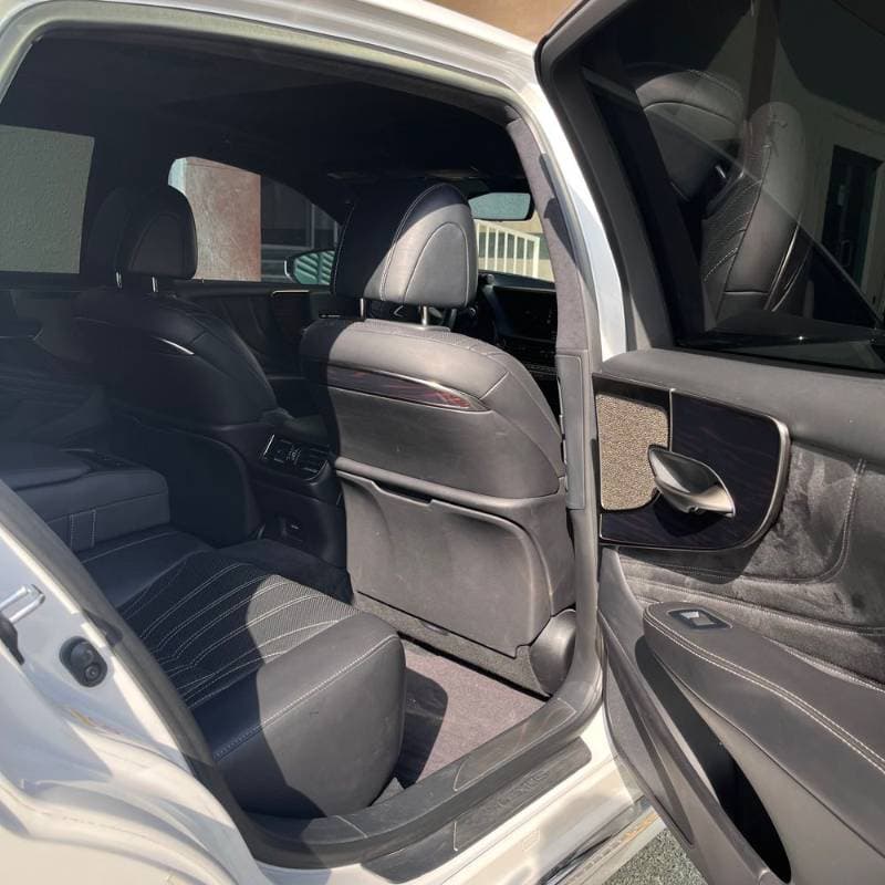 2018 Lexus LS thumbnail 5