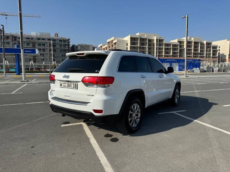 2014 Jeep Grand Cherokee thumbnail 2