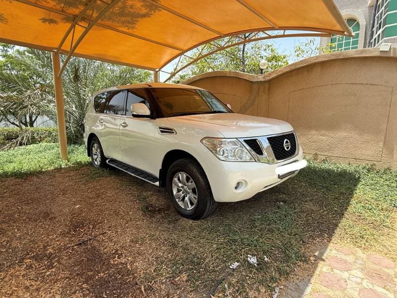 2013 Nissan Patrol thumbnail 2