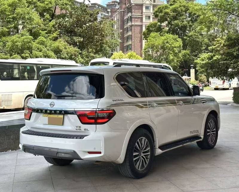 2023 Nissan Patrol thumbnail 5