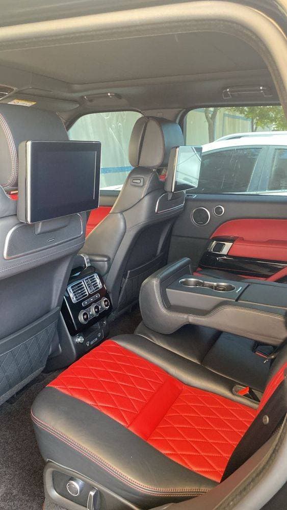 2017 Land Rover Range Rover thumbnail 3
