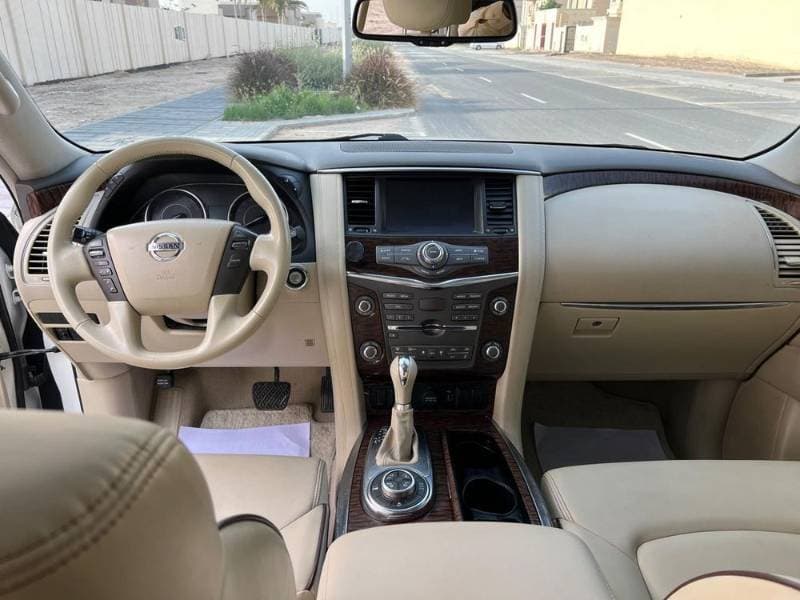 2019 Nissan Patrol thumbnail 4