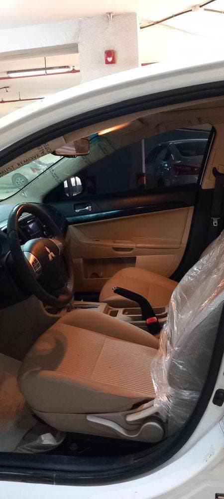 2016 Mitsubishi Lancer EX thumbnail 3