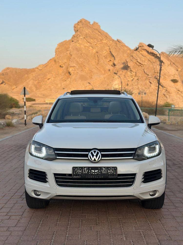 2014 Volkswagen Touareg thumbnail 2