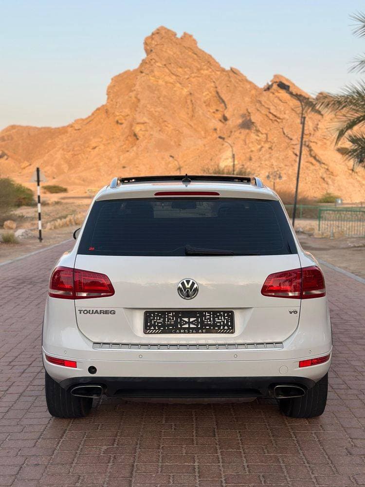 2014 Volkswagen Touareg thumbnail 3