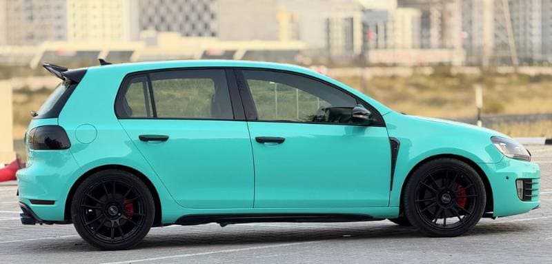 2013 Volkswagen GTI thumbnail 2