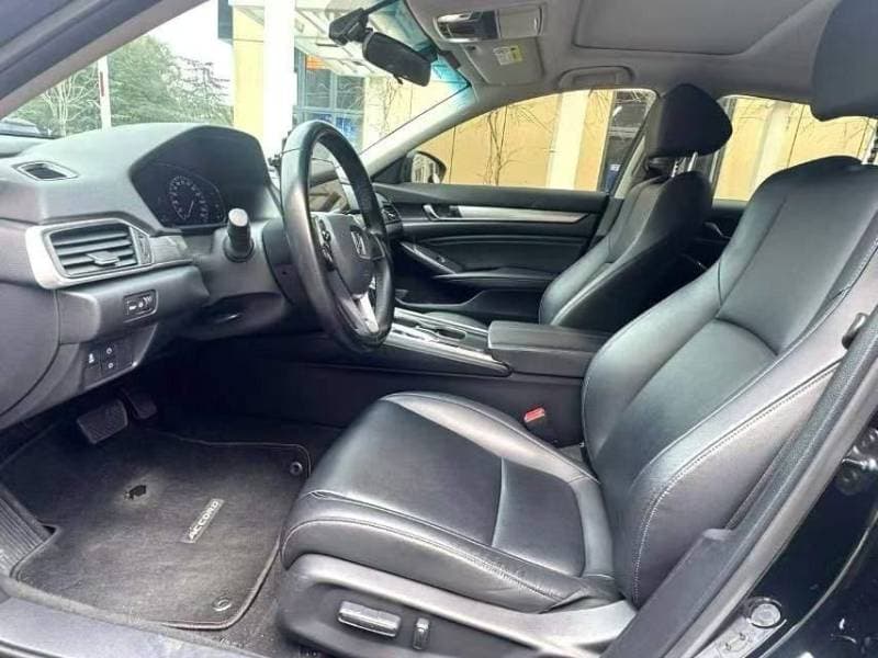 2022 Honda Accord thumbnail 4