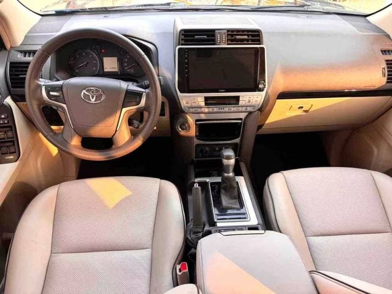 2022 Toyota Land Cruiser Prado thumbnail 2