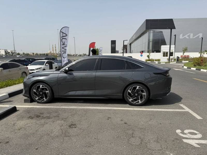 2024 Changan Eado Plus thumbnail 2