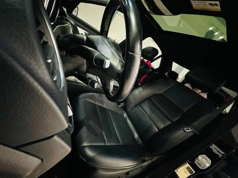 2013 Mercedes-Benz C-Class thumbnail 5