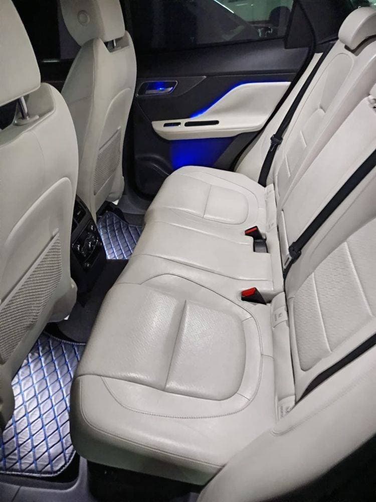 2017 Jaguar F-Pace thumbnail 3