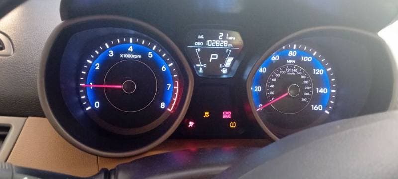 2011 Hyundai Elantra thumbnail 2