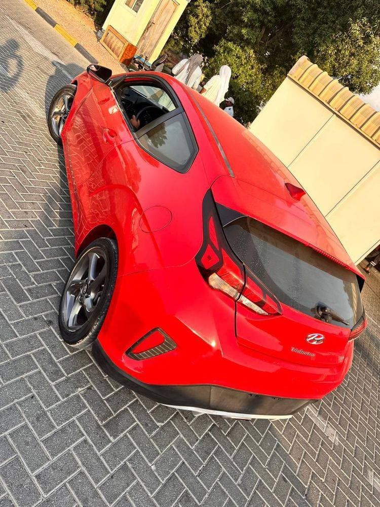 2019 Hyundai Veloster thumbnail 4