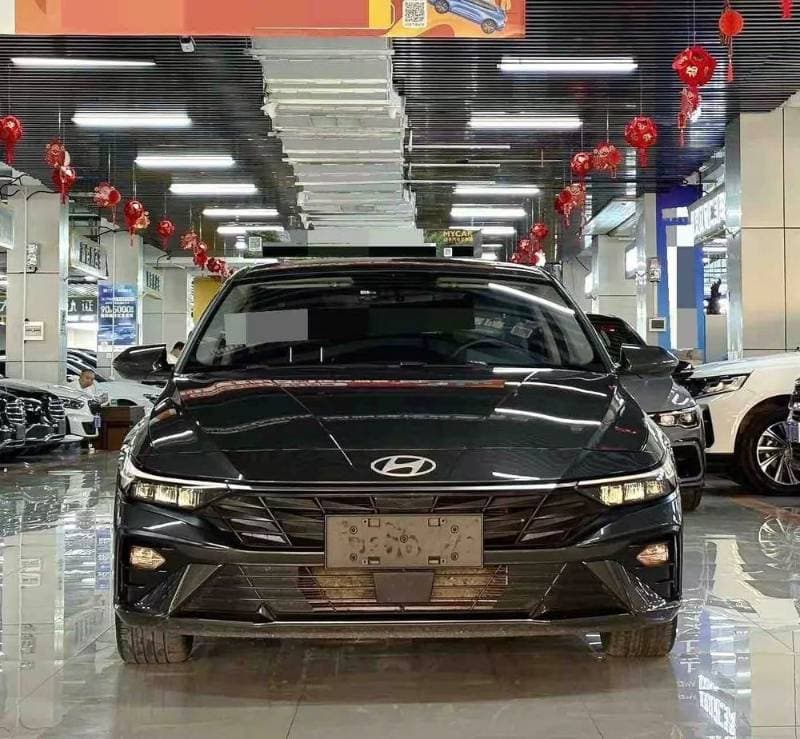 2023 Hyundai Elantra thumbnail 5