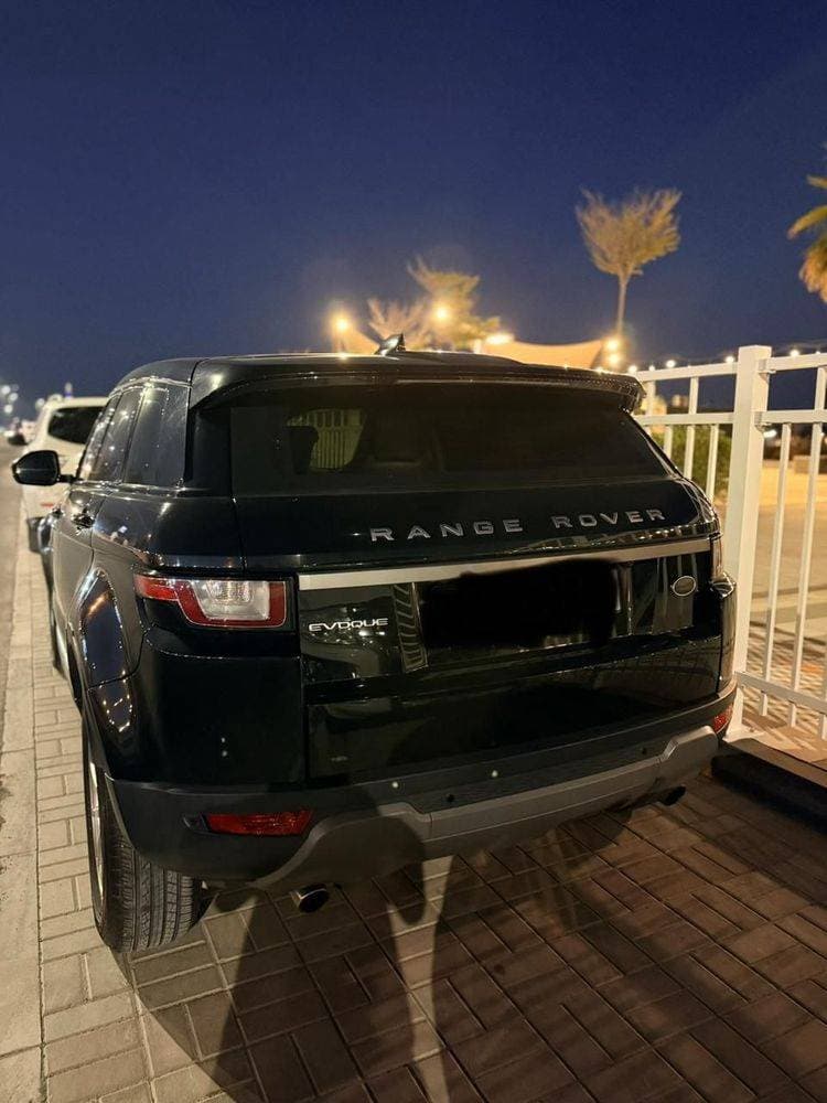 2018 Land Rover Range Rover Evoque thumbnail 4