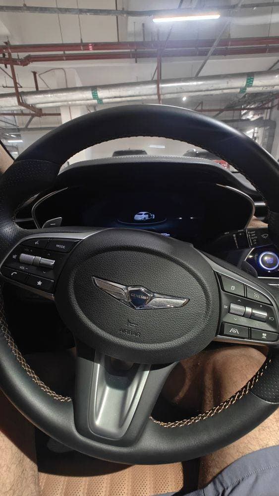 2023 Genesis G70 thumbnail 5