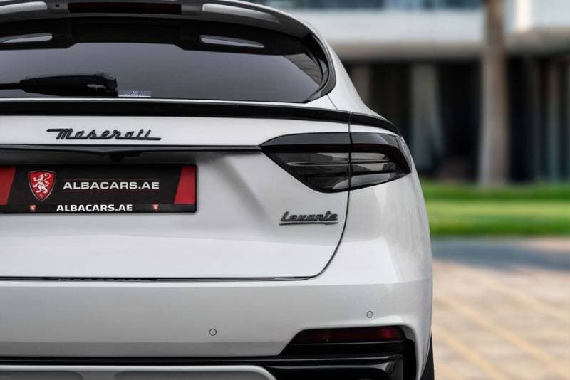 2021 Maserati Levante thumbnail 3