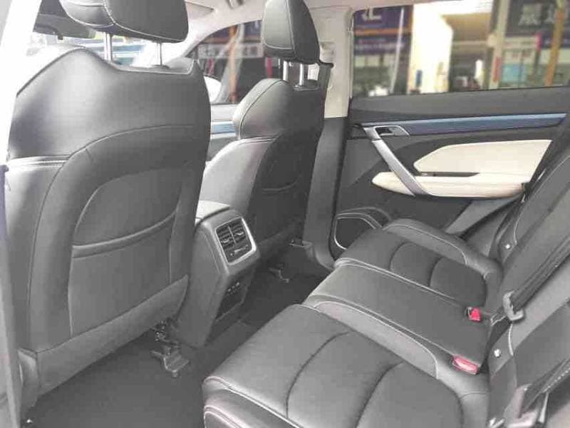 2022 Geely Azkarra thumbnail 3