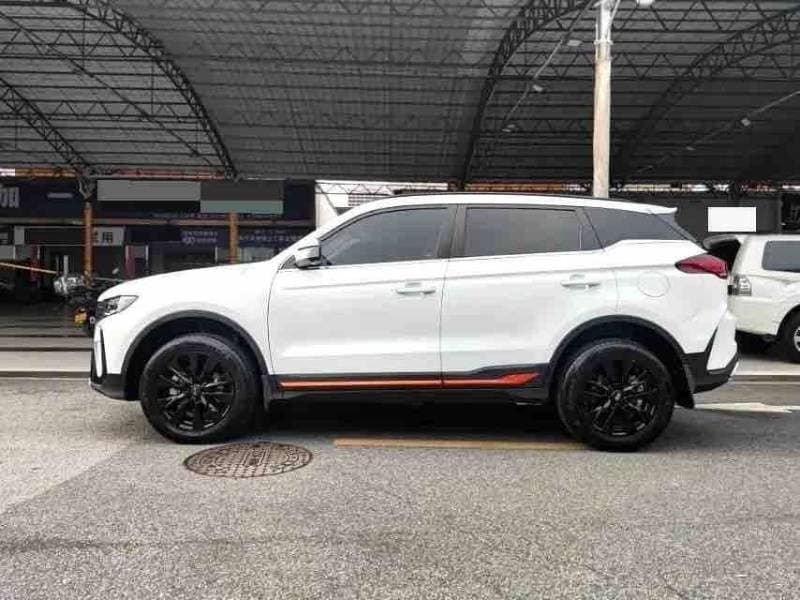 2022 Geely Azkarra thumbnail 2