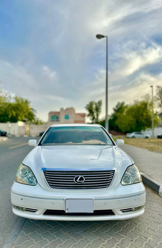 2004 Lexus LS-Series thumbnail 2