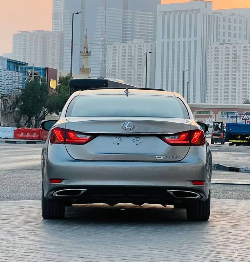 2015 Lexus GS thumbnail 2