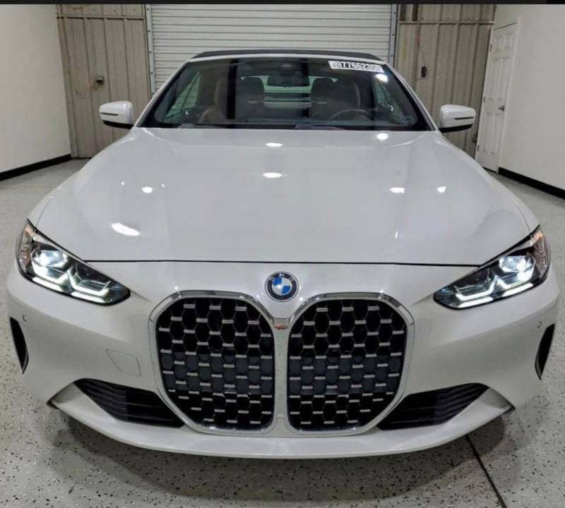 2024 BMW M3 Coupe thumbnail 3