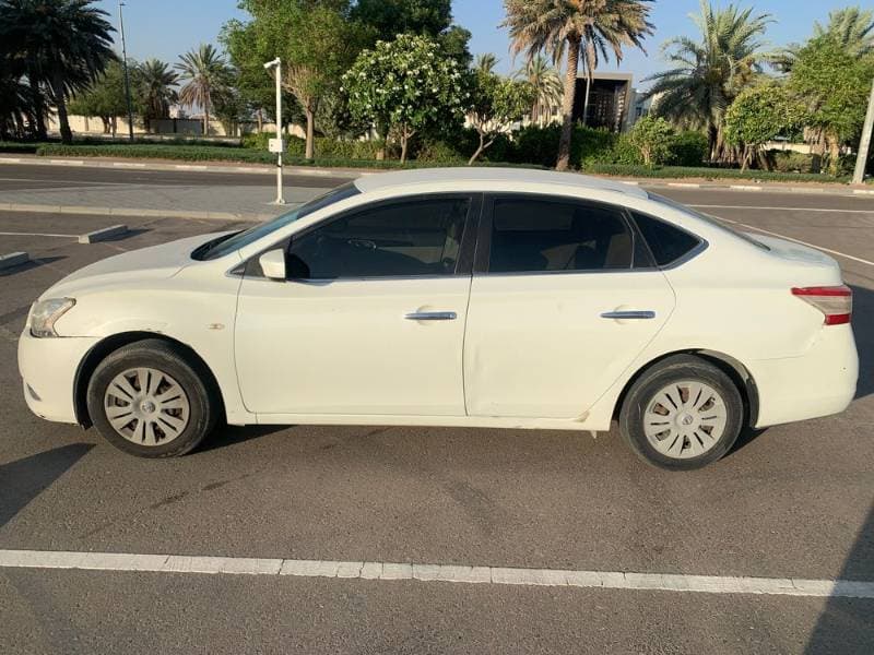 2014 Nissan Sentra thumbnail 2