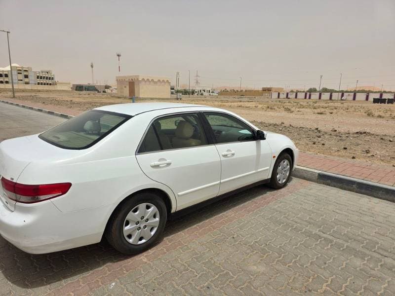 2004 Honda Accord thumbnail 2