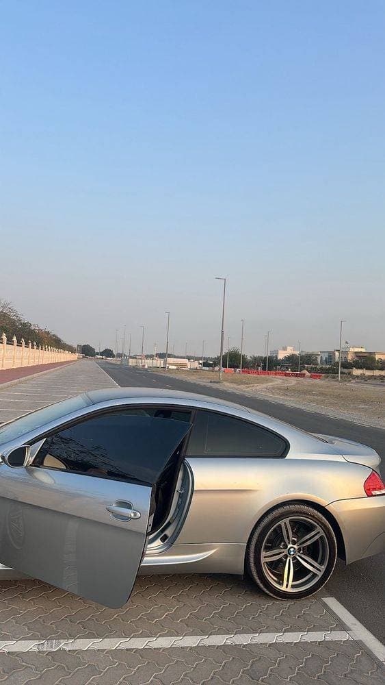 2008 BMW M6 Coupe thumbnail 4