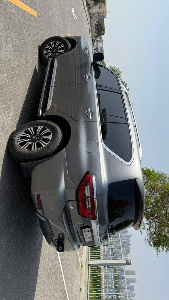 2023 Nissan Patrol thumbnail 3