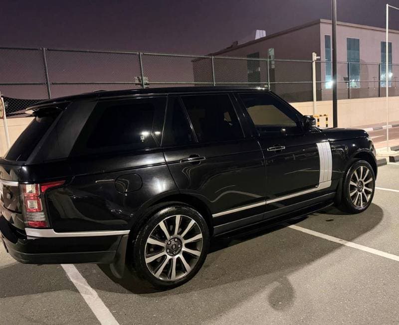 2015 Land Rover Range Rover thumbnail 3