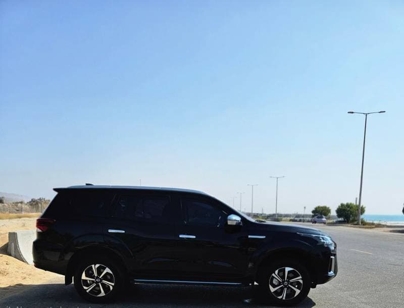 2025 Nissan Xterra thumbnail 3