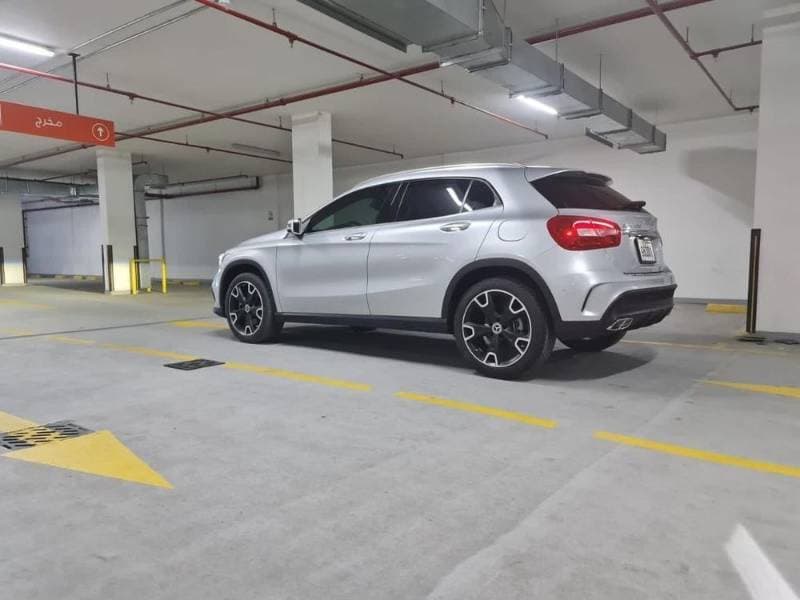2020 Mercedes-Benz GLA thumbnail 3