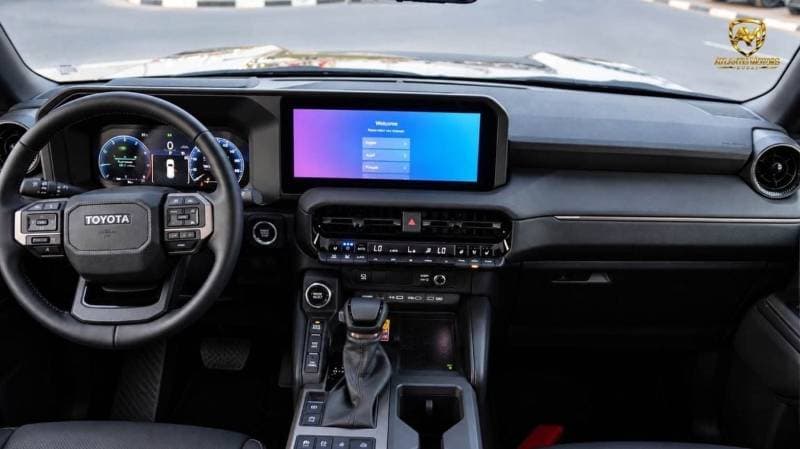 2027 Toyota Prado VXR thumbnail 4