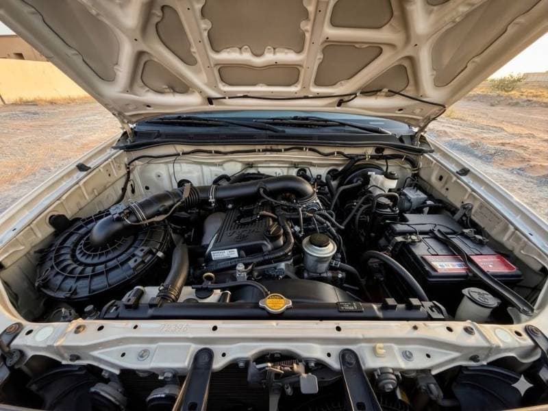 2010 Toyota Fortuner thumbnail 2