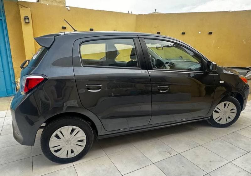 2024 Mitsubishi Mirage thumbnail 2