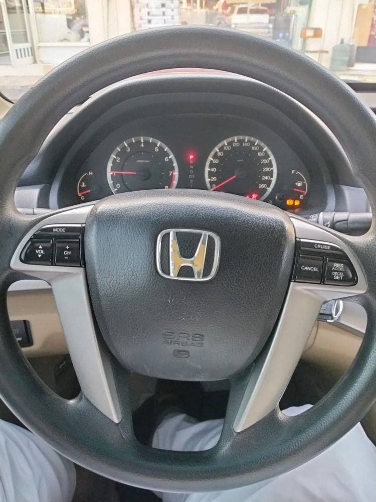 2012 Honda Accord thumbnail 3